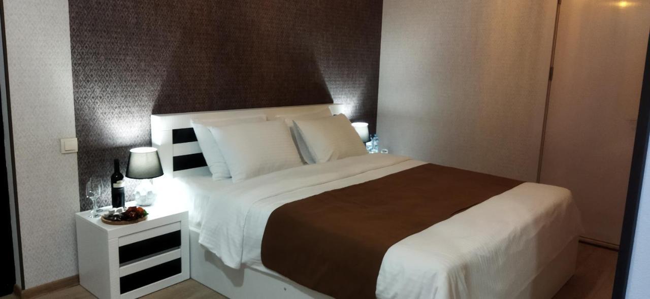 טביליסי Vere Corner Hotel מראה חיצוני תמונה