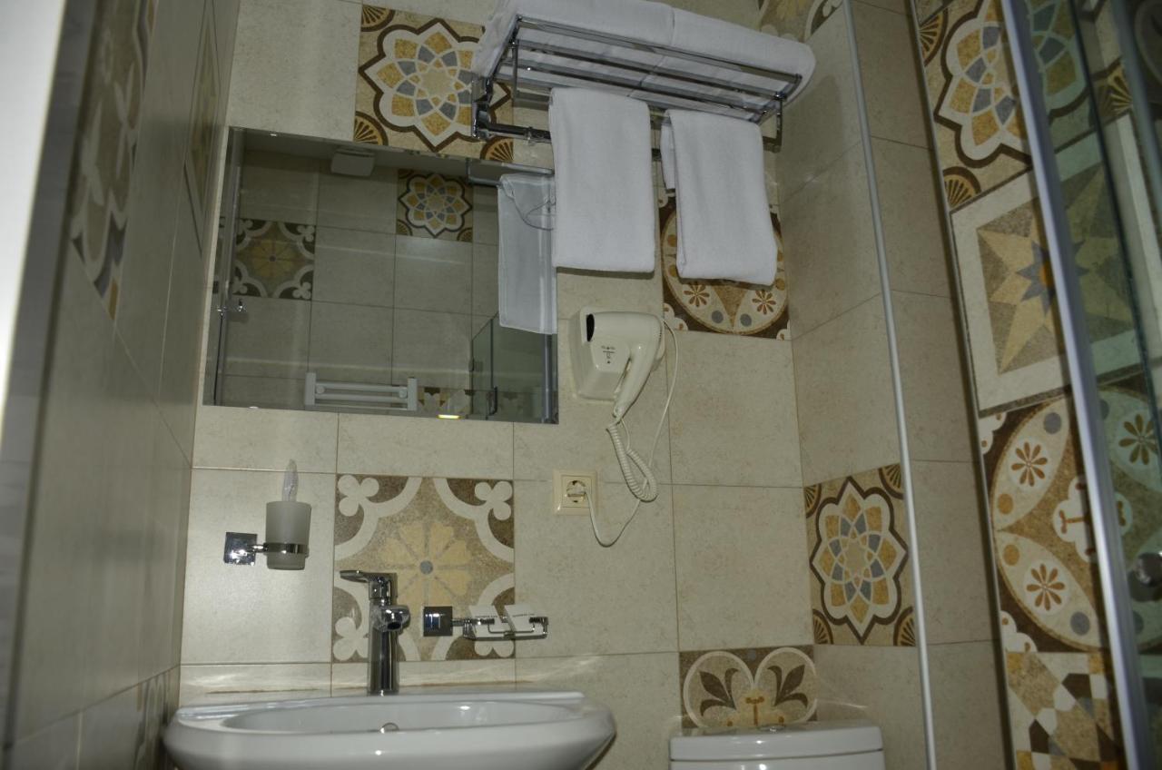 טביליסי Vere Corner Hotel מראה חיצוני תמונה