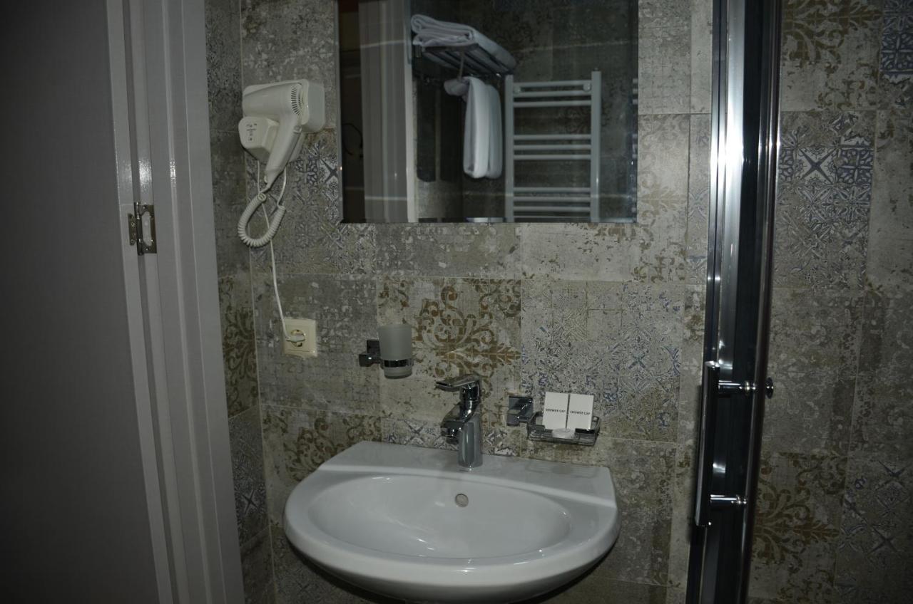 טביליסי Vere Corner Hotel מראה חיצוני תמונה
