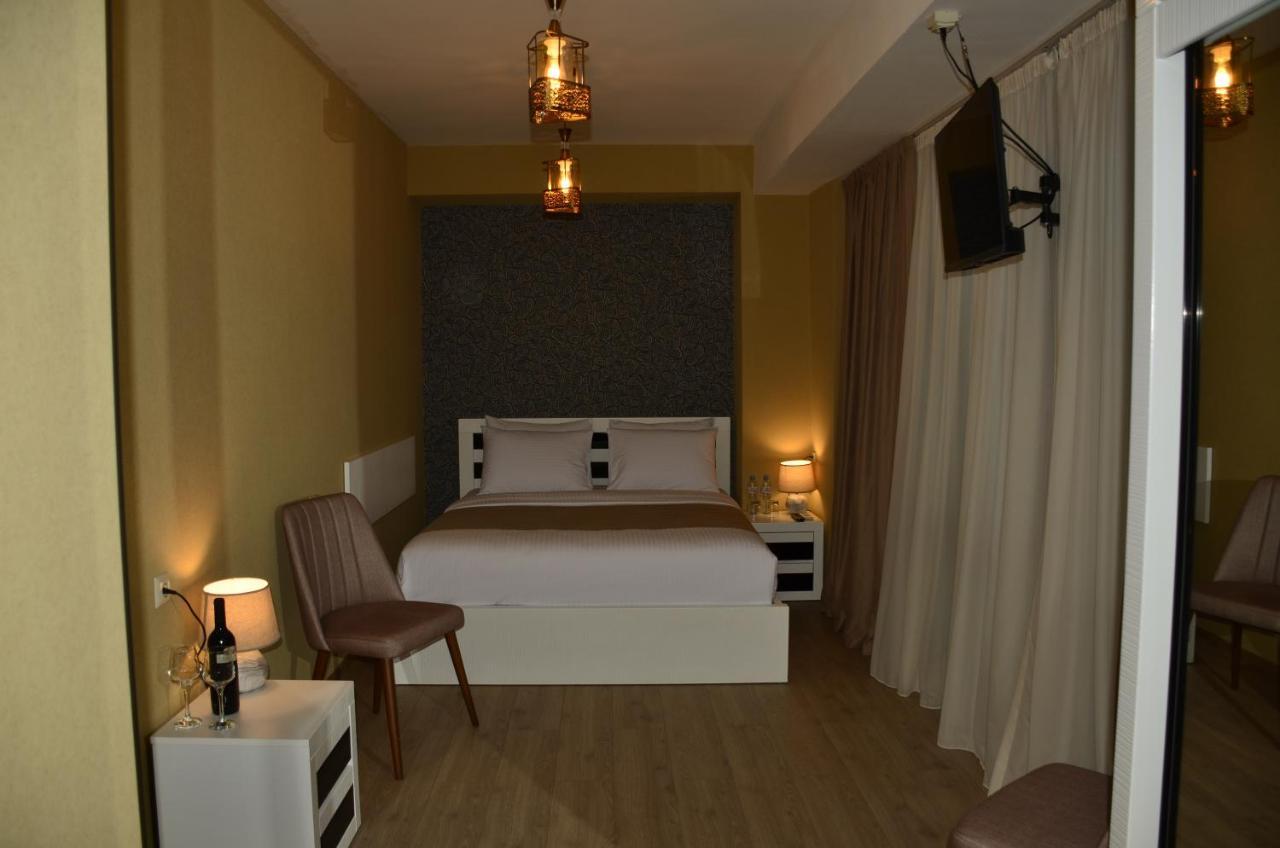טביליסי Vere Corner Hotel מראה חיצוני תמונה
