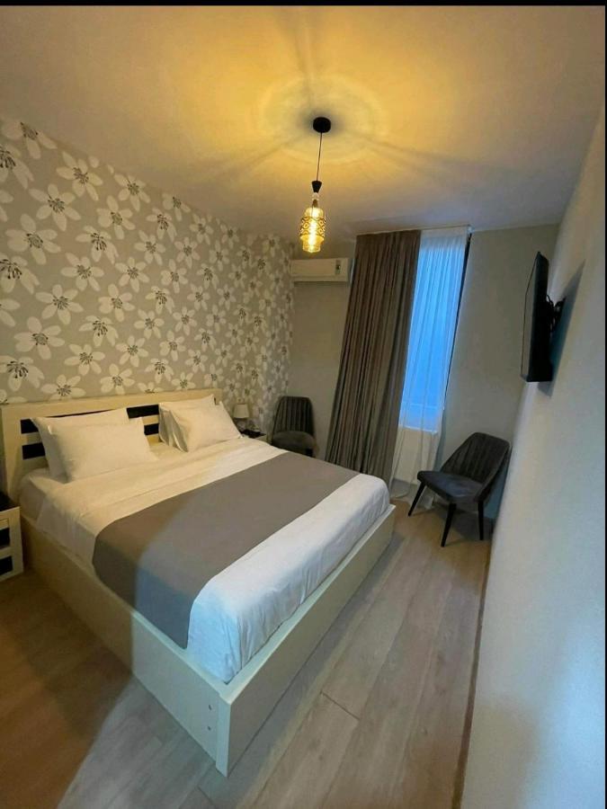 טביליסי Vere Corner Hotel מראה חיצוני תמונה